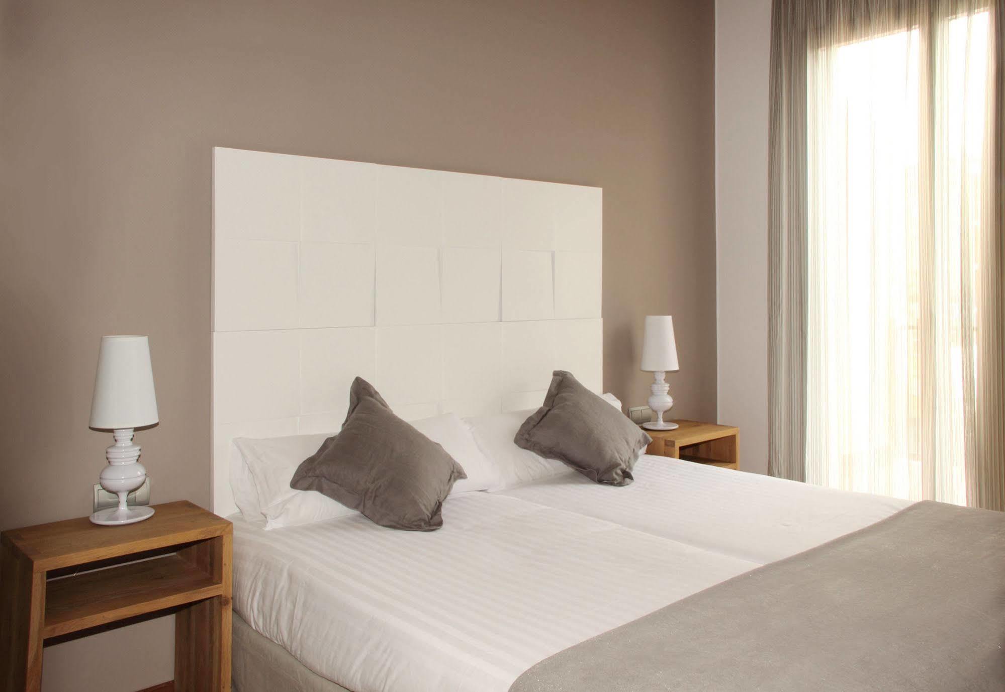 MH Apartments Center Barcelona Kamer foto